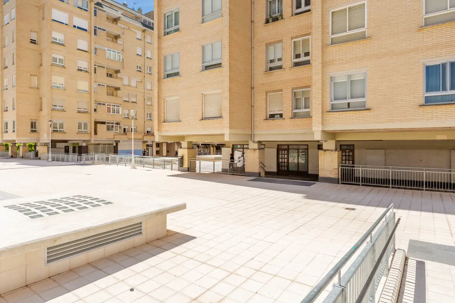 Exterior view of Commercial properties for sale in Zizur Mayor / Zizur Nagusia