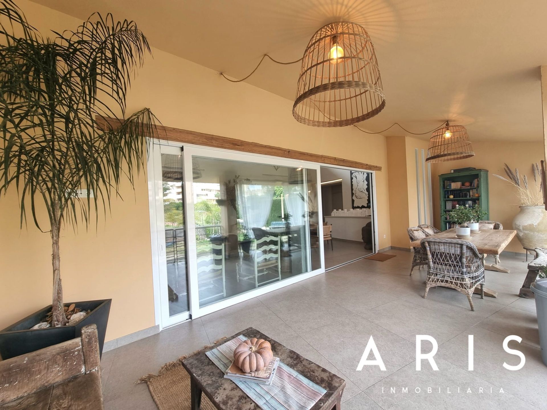 Casa adosada de alquiler en Alquería - Torrealquería