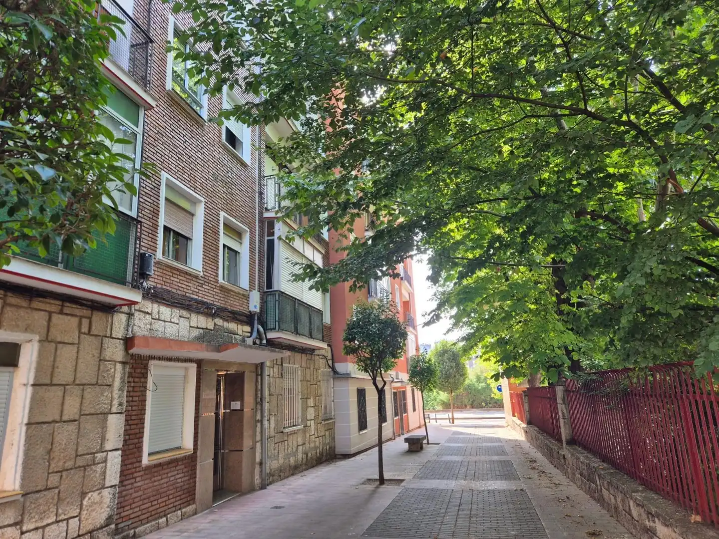 Vista exterior de Pis en venda en Valladolid amb Calefacció i Balcó