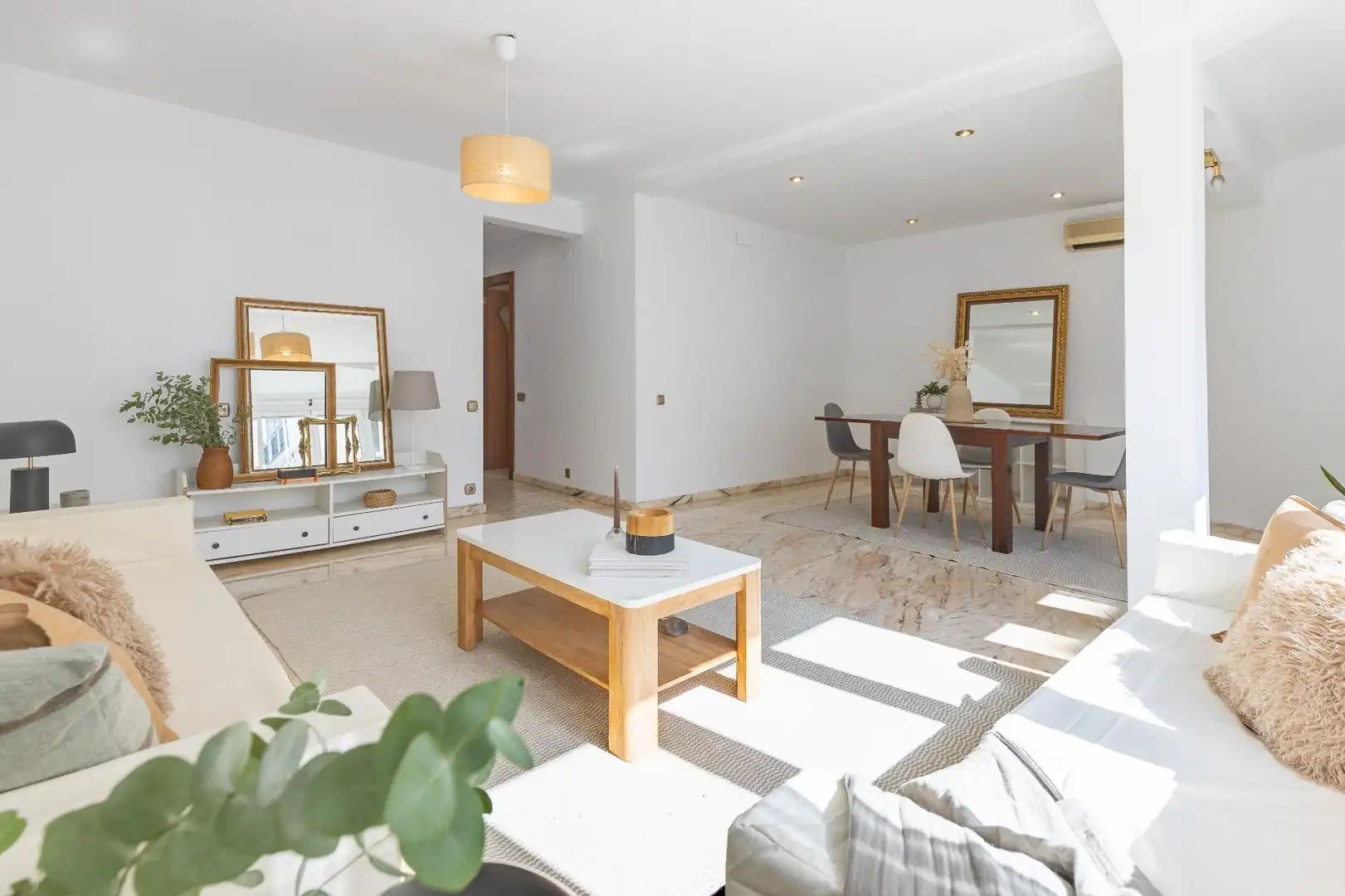 Living room of Flat for sale in Valencia  with Air Conditioner