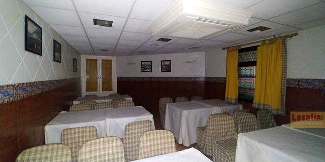 Local comercial en Venta en Albericia, 40 en Alisal - San Román