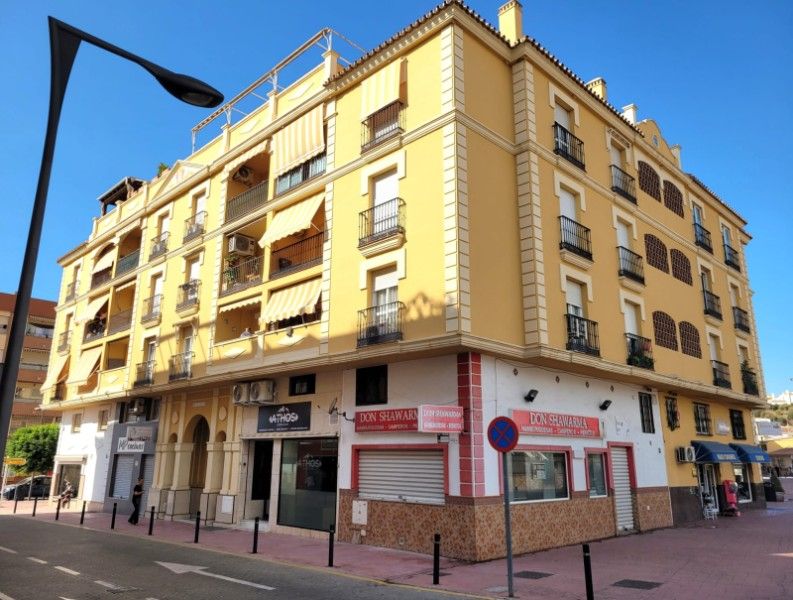 Vista exterior de Pis en venda en Rincón de la Victoria amb Aire condicionat, Calefacció i Terrassa