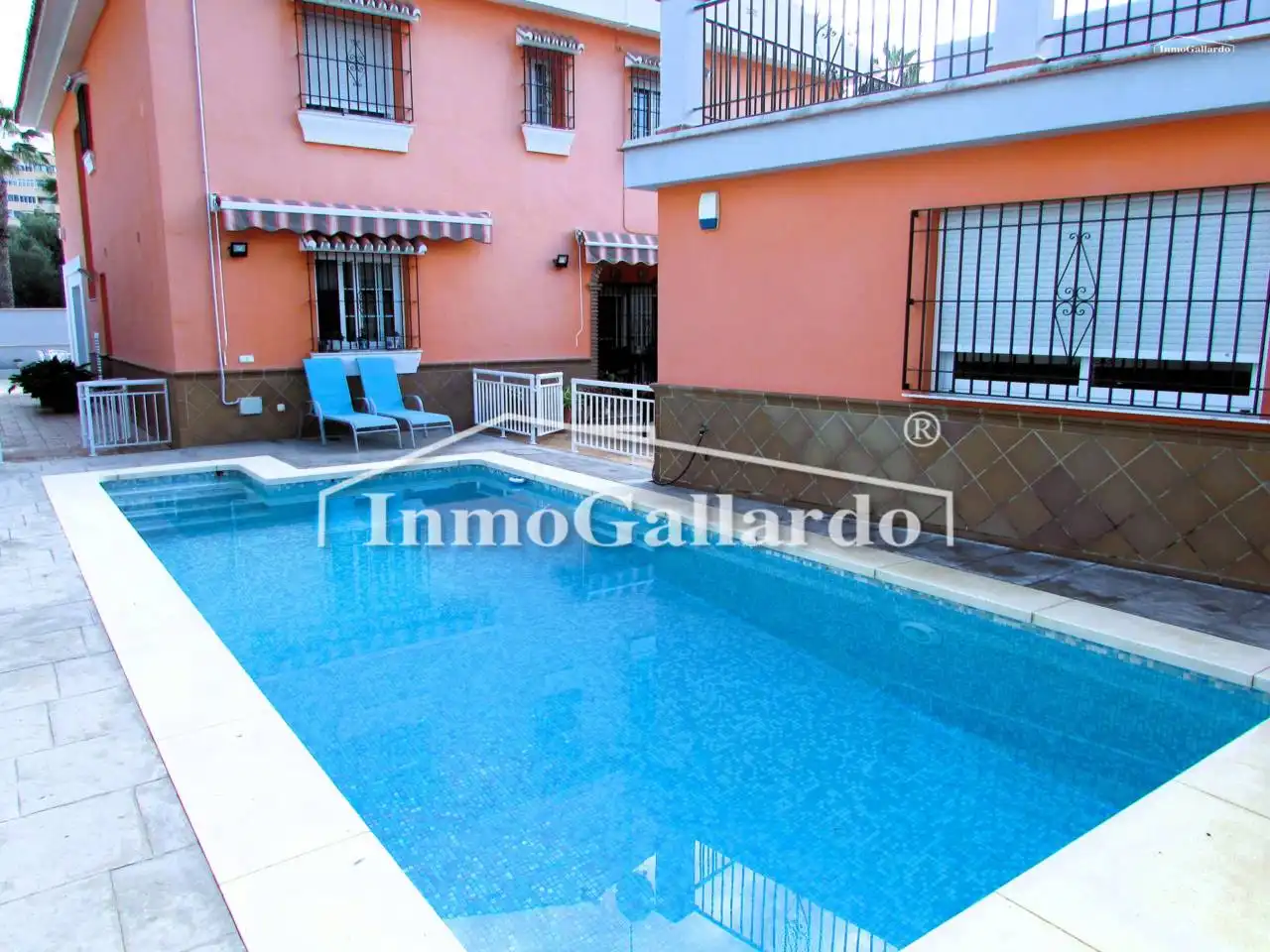 Piscina de Casa o chalet en venta en Rincón de la Victoria con Aire acondicionado, Calefacción y Jardín privado