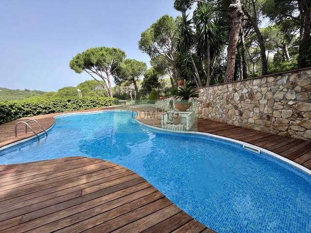 Casa adosada en Alquiler en S'Agaró