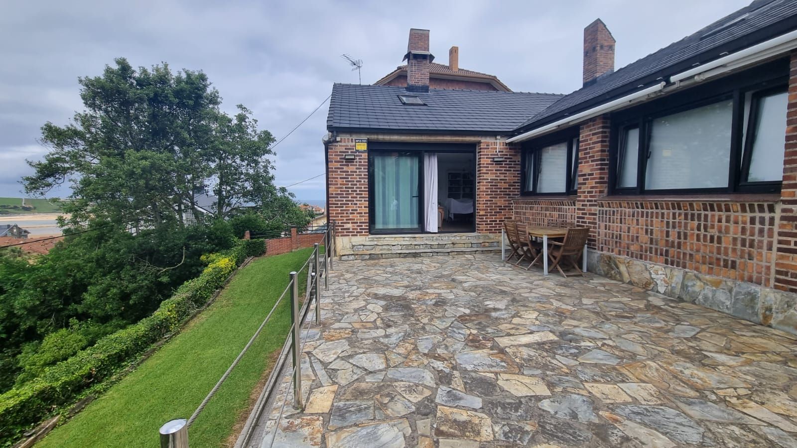 Terrace of House or chalet for sale in Miengo  with Heating, Private garden and Furnished
