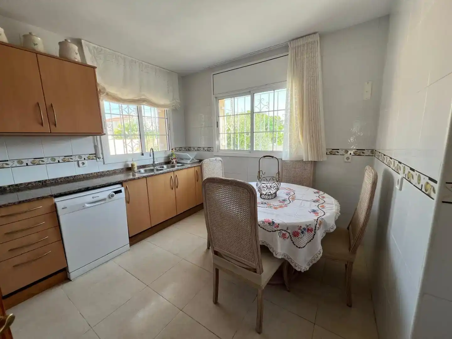 Cocina de Casa o chalet en venta en Mont-roig del Camp con Aire acondicionado, Terraza y Piscina