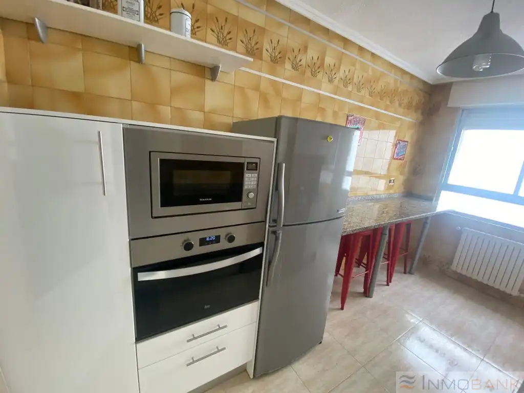 Cuina de Pis en venda en Salamanca amb Aire condicionat i Moblat
