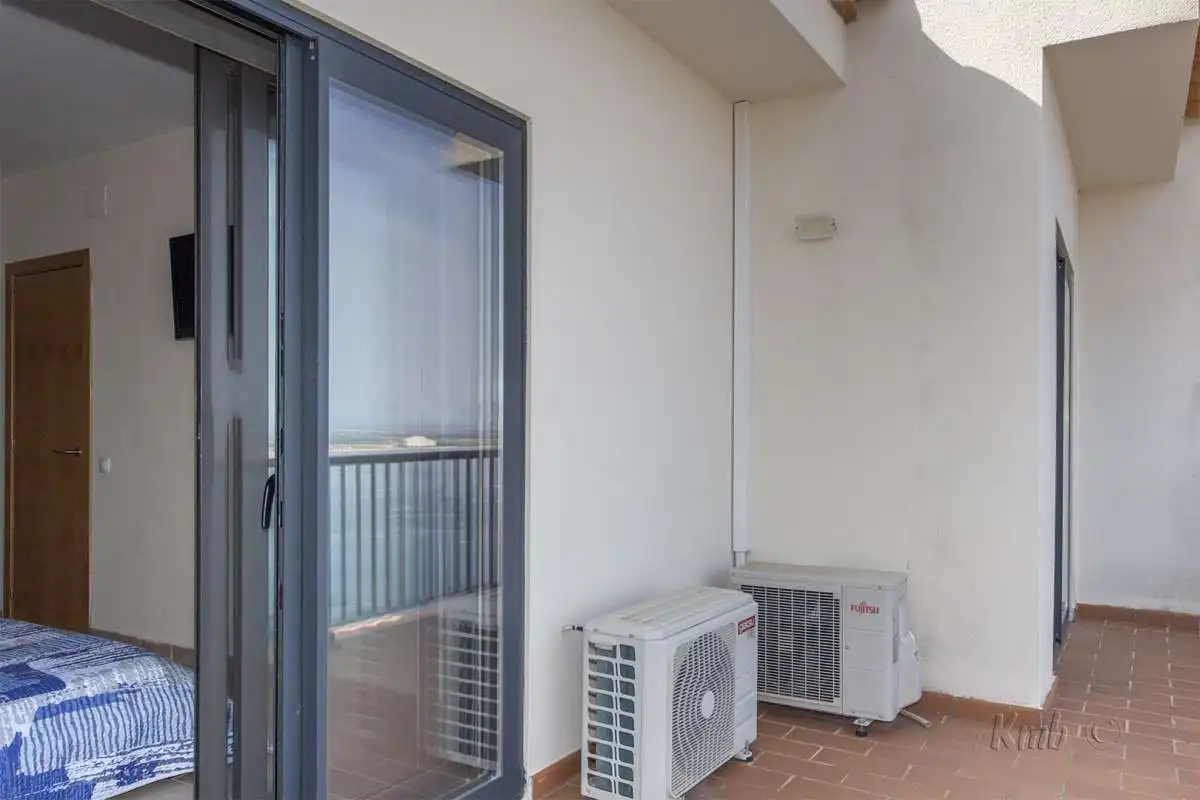 Casa pareada con jardín en venta en Almadrava - Canyelles - Puig-Rom, imagen 17