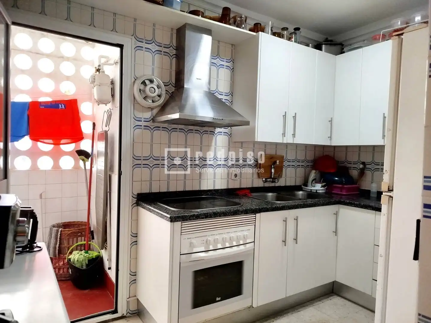 Kitchen of Flat for rent in Sevilla  with Air Conditioner, Private garden and Terrace