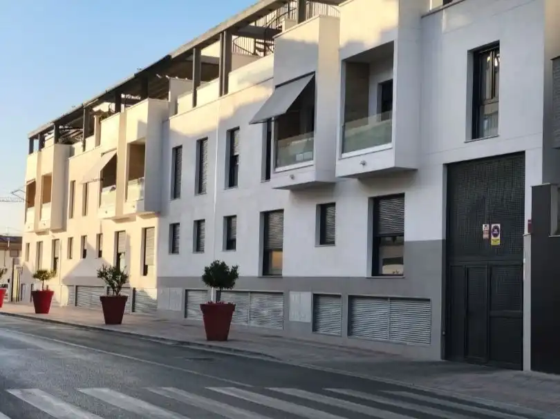 Außenansicht von Lagerraum zur Miete in Armilla mit Alarm