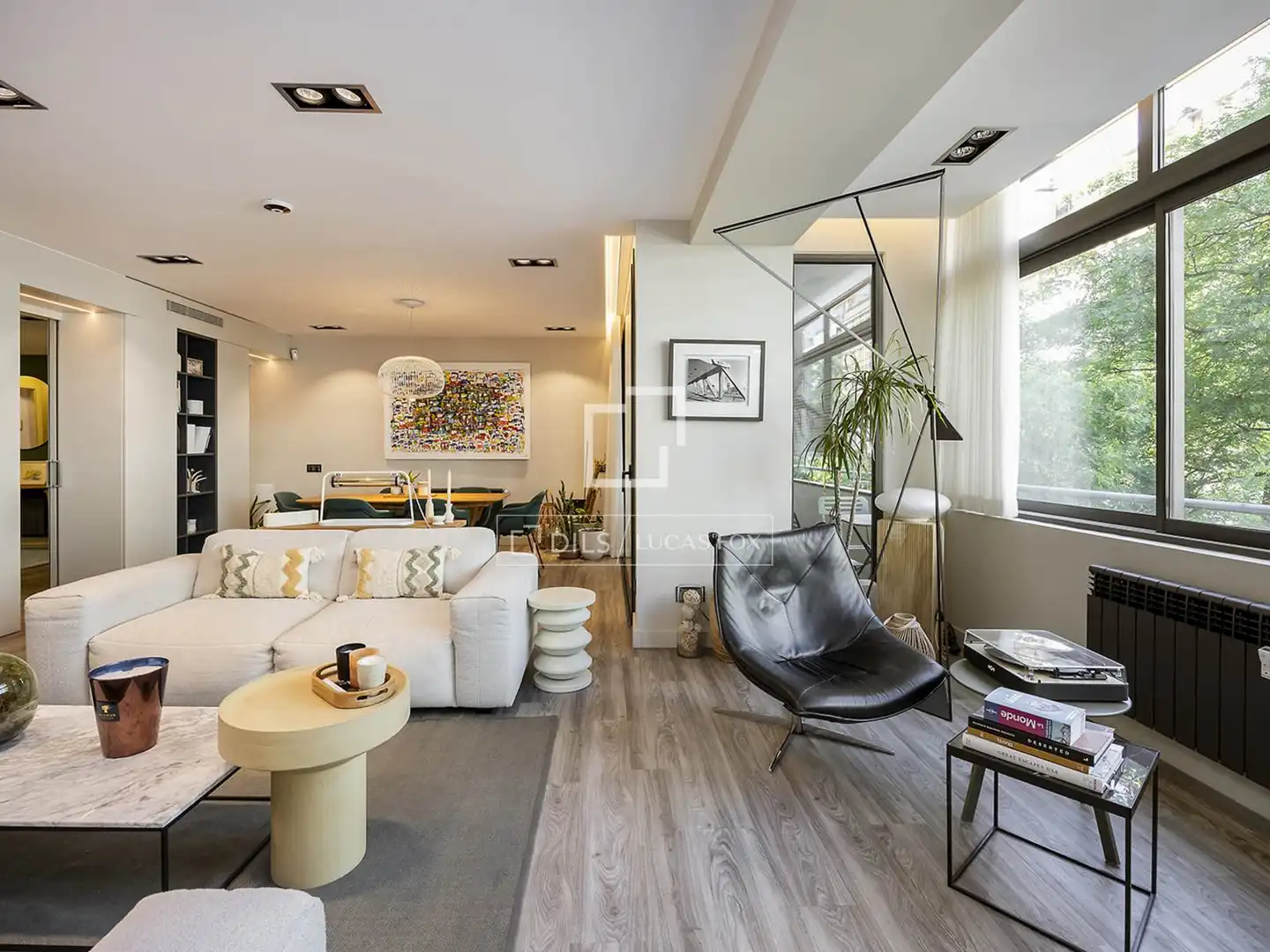 Sala d'estar de Pis en venda en Barcelona amb Aire condicionat, Calefacció i Terrassa
