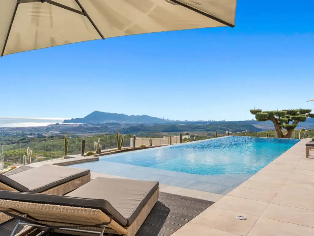 Piscina de Casa o chalet en venta en Altea con Aire acondicionado, Calefacción y Jardín privado