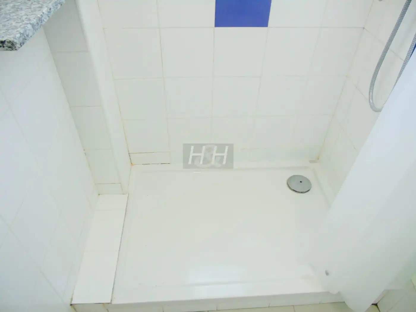 Baño de Piso de alquiler en Burjassot con Calefacción, Amueblado y Balcón