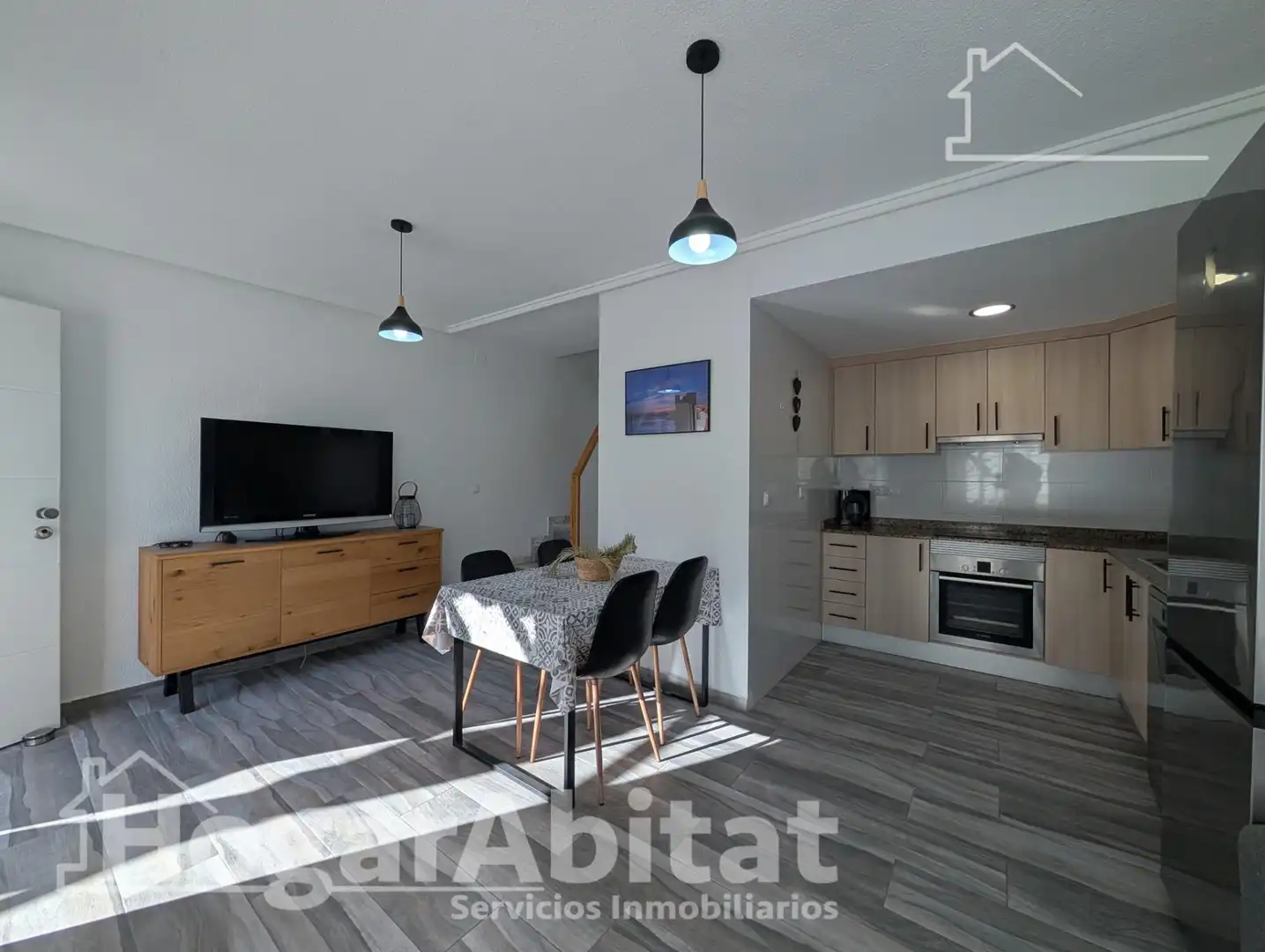 Sala de estar de Casa adosada en venta en Santa Pola con Aire acondicionado, Calefacción y Terraza