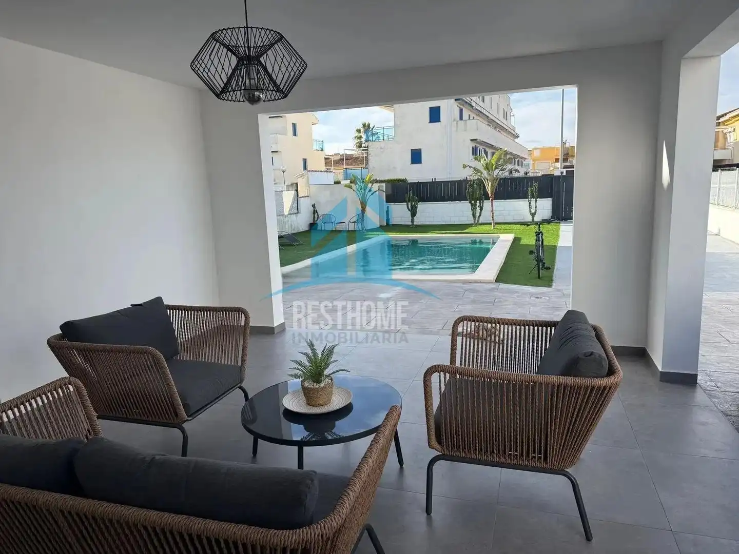 Terrace of Houses for sale in Oliva  with Air Conditioner, Heating and Private garden