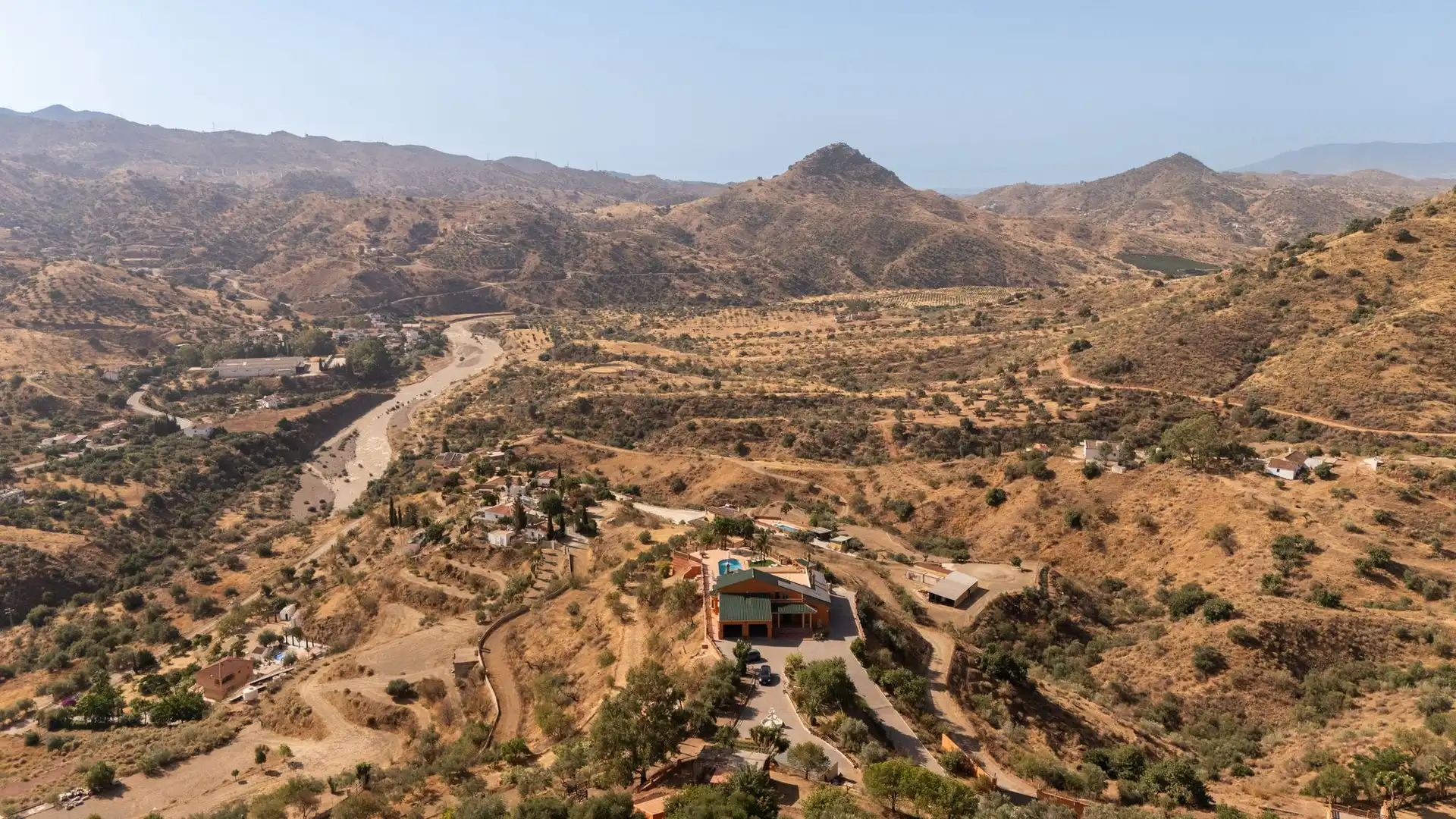 Finca rústica en venta en Almogía