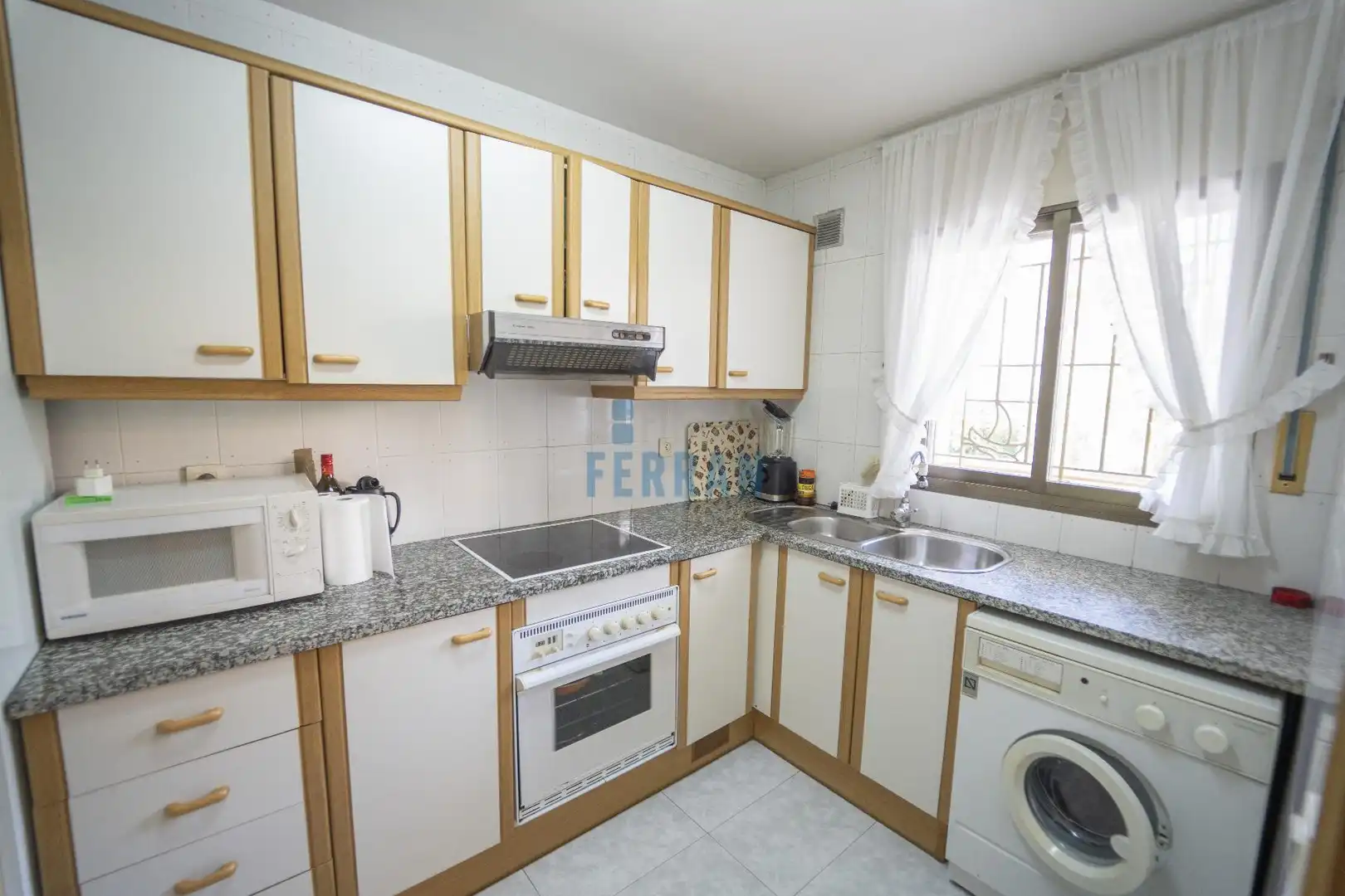 Kitchen of Apartments for sale in El Vendrell  with Air Conditioner, Terrace and Furnished