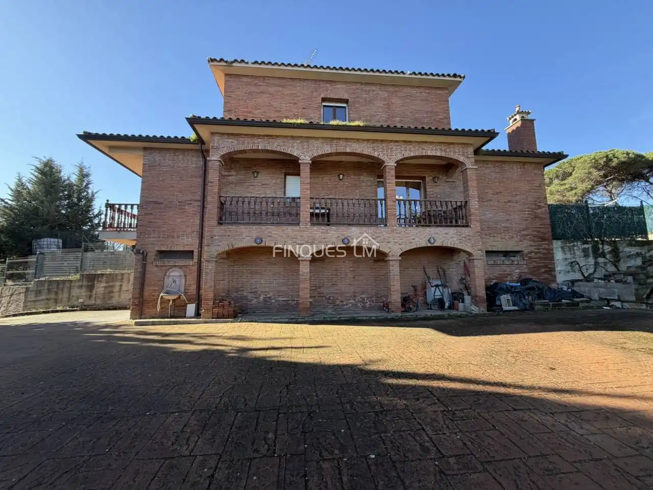 Vista exterior de Casa o chalet en venta en Tordera con Calefacción y Terraza