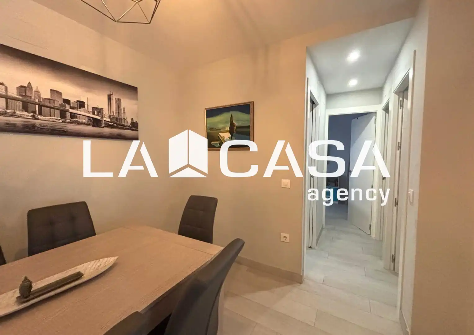 Piso en venta en  Sevilla Capital con Terraza y Trastero