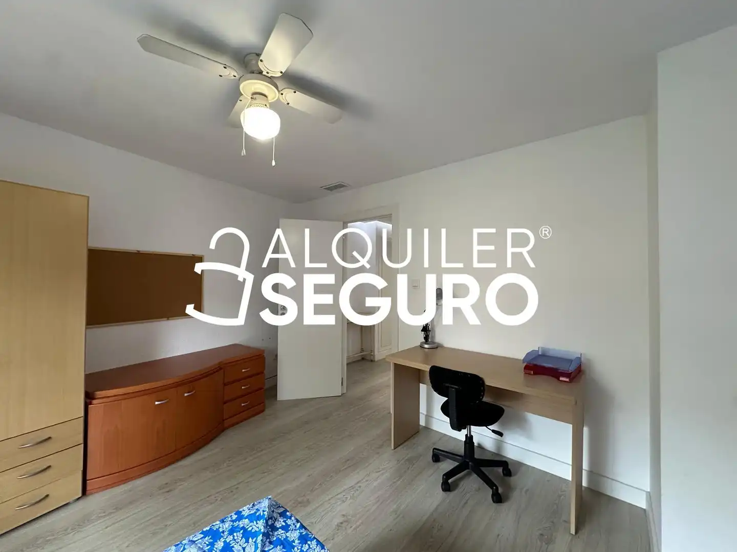 Bedroom of Flat for rent in Torrent  with Air Conditioner, Terrace and Furnished
