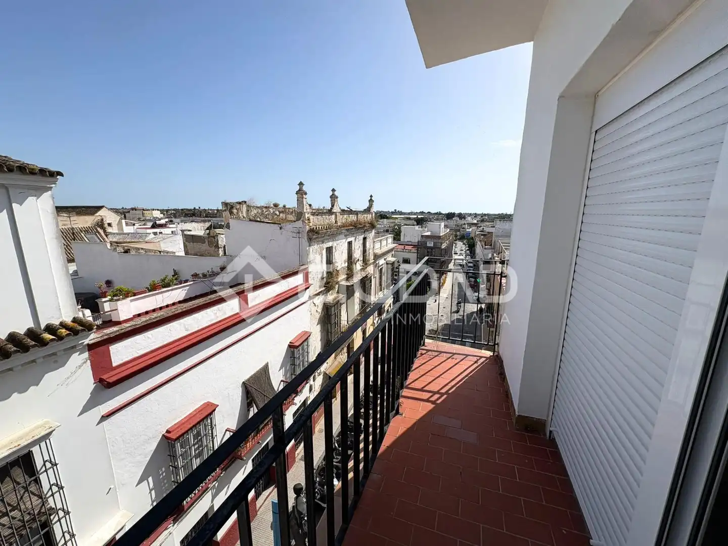 Vista exterior de Pis en venda en Sanlúcar de Barrameda amb Balcó