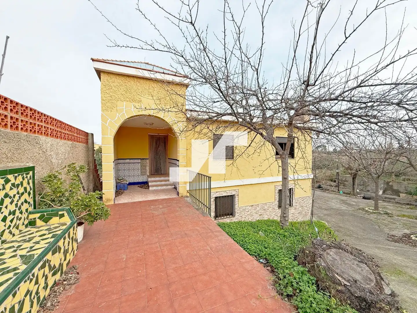 Vista exterior de Casa o xalet en venda en Vila-real amb Terrassa, Traster i Piscina