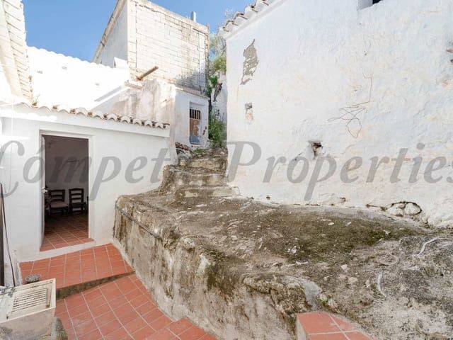 Casa adosada en venda a Canillas de Aceituno