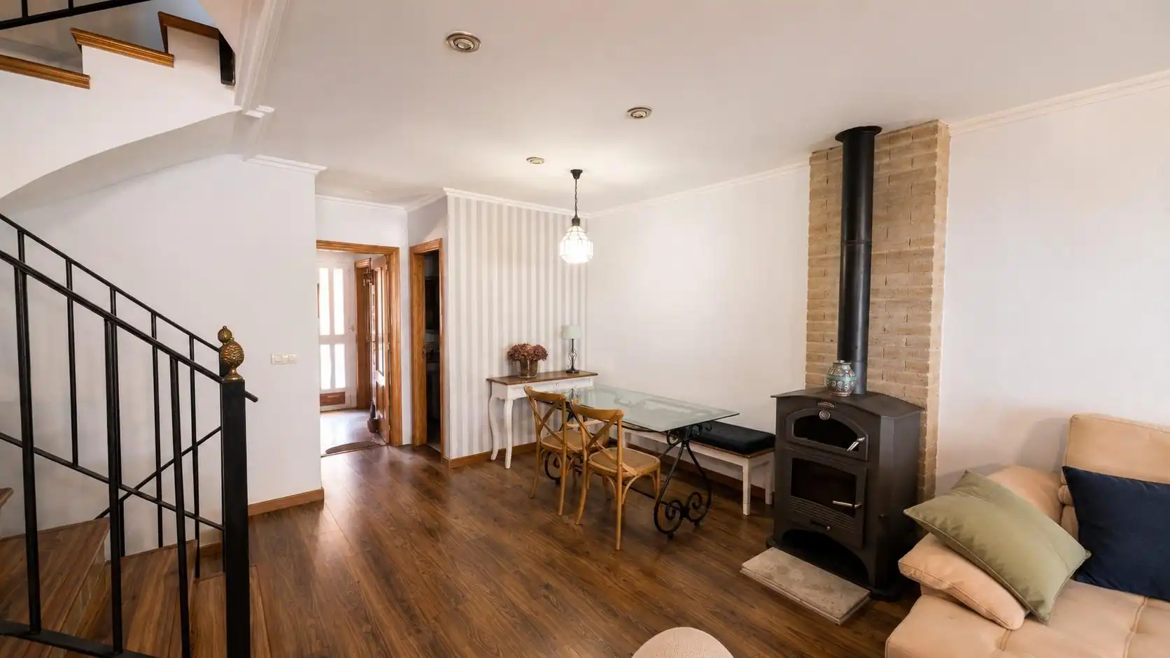 Wohnzimmer von Einfamilien-Reihenhaus zum Verkauf in Puçol mit Privatgarten und Gemeinschaftspool