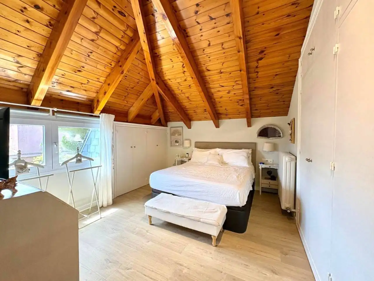 Schlafzimmer von Maisonette zum Verkauf in Sant Cugat del Vallès mit Klimaanlage, Heizung und Parkett