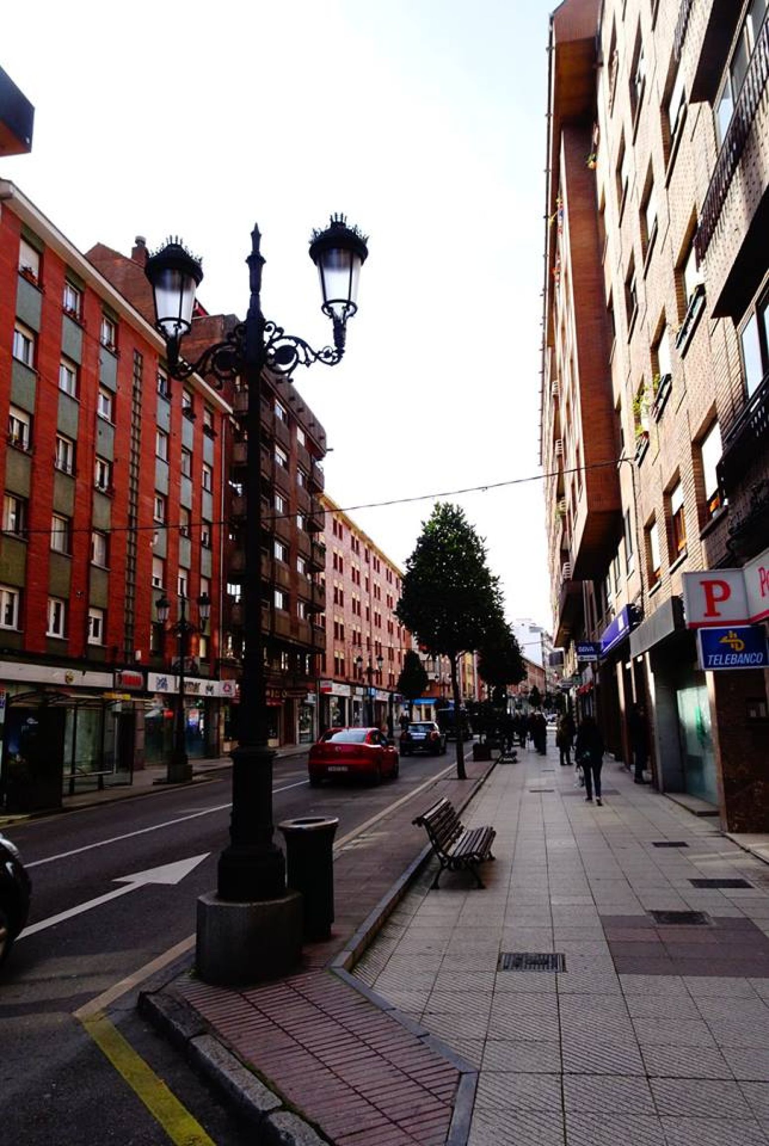 Vista exterior de Piso en venta en Oviedo 