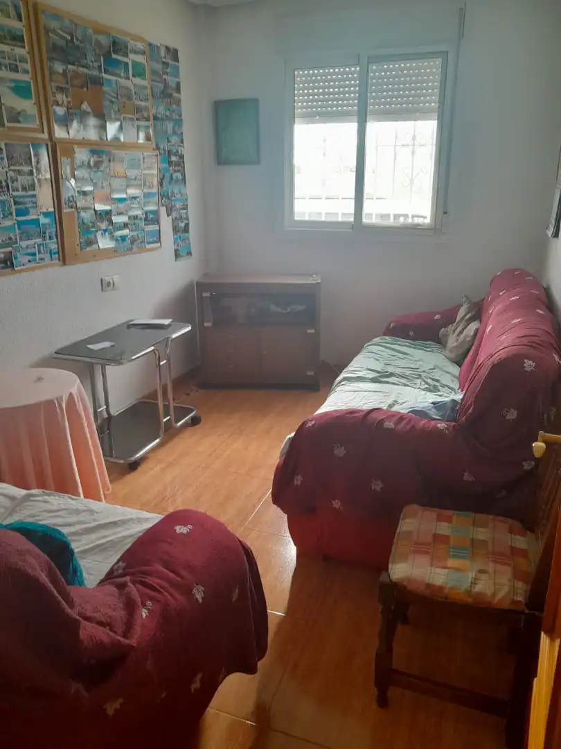 Habitación de Casa o chalet en venta en Almería