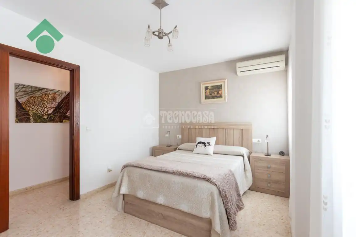 Bedroom of Flat for sale in Vélez-Málaga  with Community pool