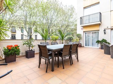 Maisonette mit Balkon zum Verkauf in Centre