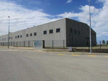 Nau industrial en venda a C/ Pla de L`Estany