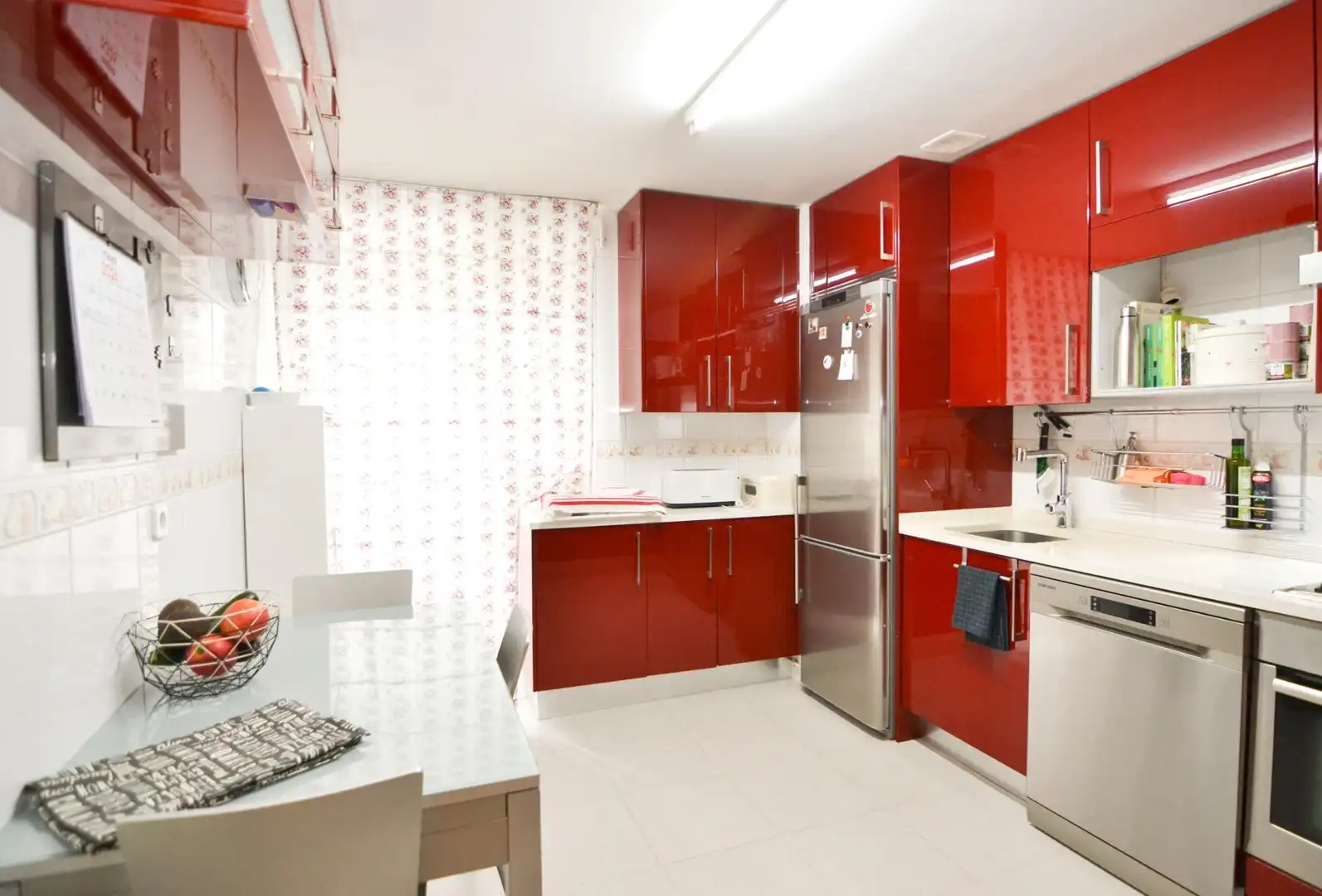 Kitchen of Flat for share in Villanueva de la Cañada
