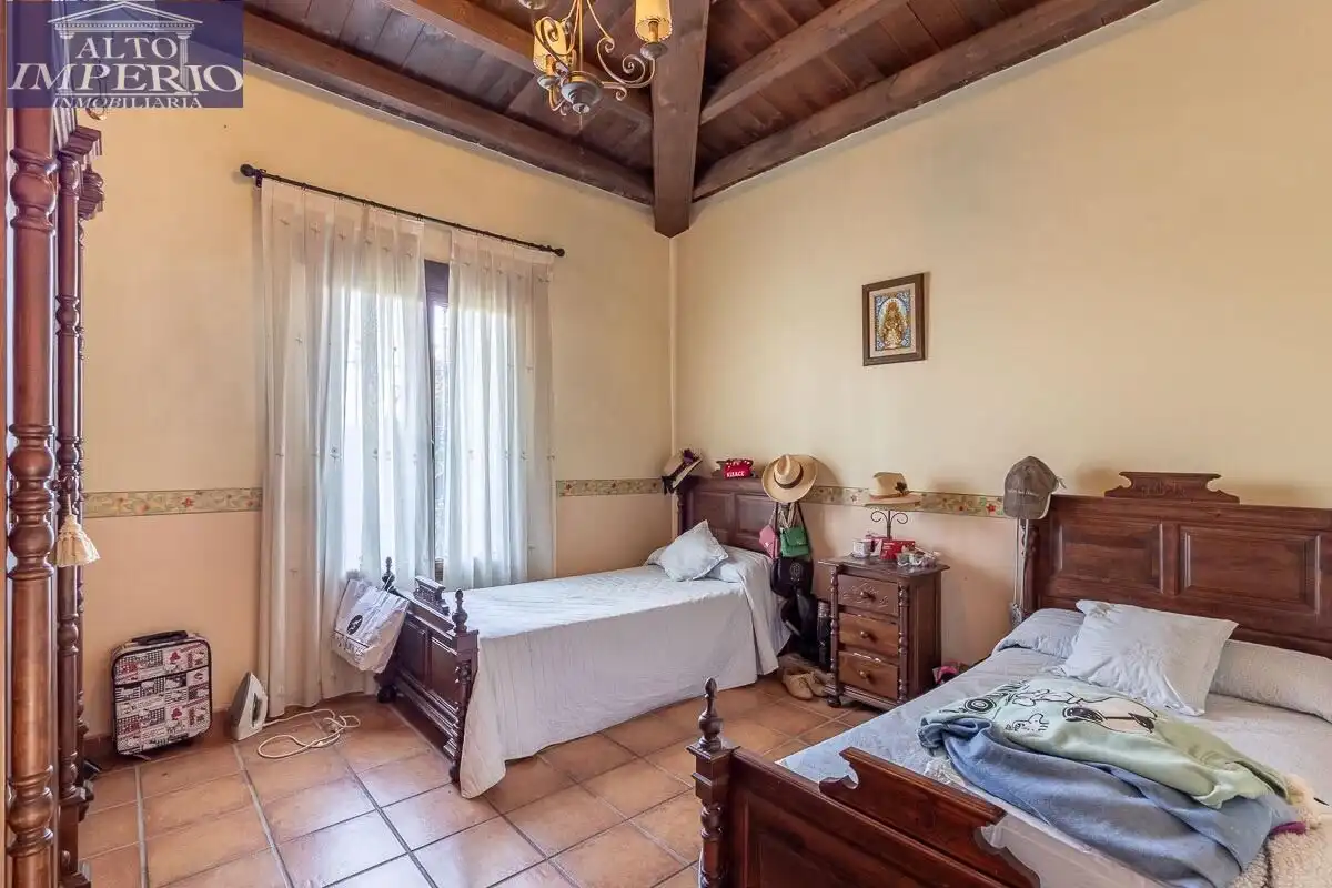 Villa mit Garten zum Verkauf in La Zubia Ciudad, imagen 15
