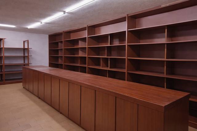 Local comercial en Alquiler en Calle José Hierro en Cuatro Caminos