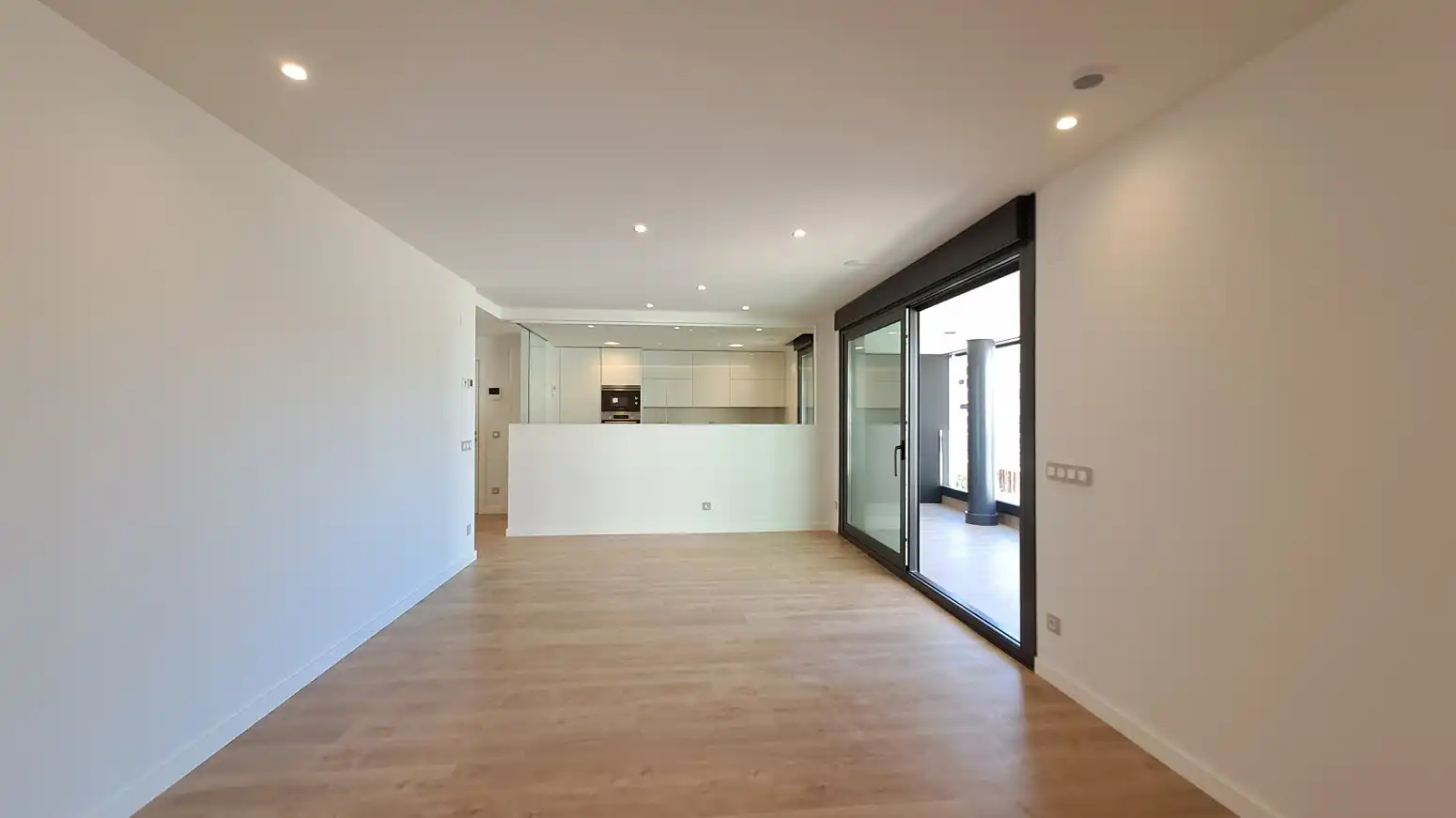 Sala d'estar de Pis de lloguer en  Pamplona / Iruña amb Calefacció i Terrassa