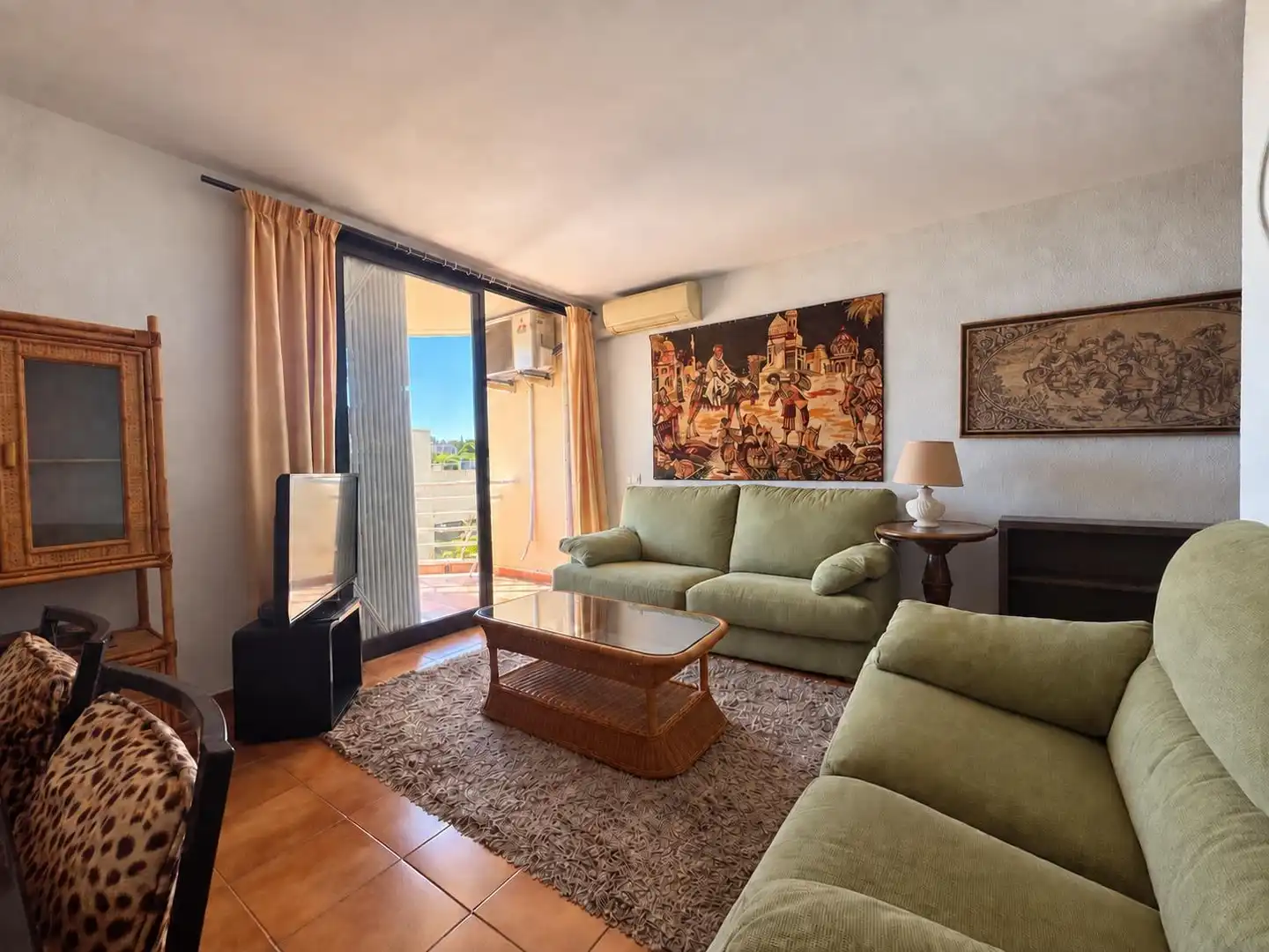 Flat with terrace to rent in Ponent