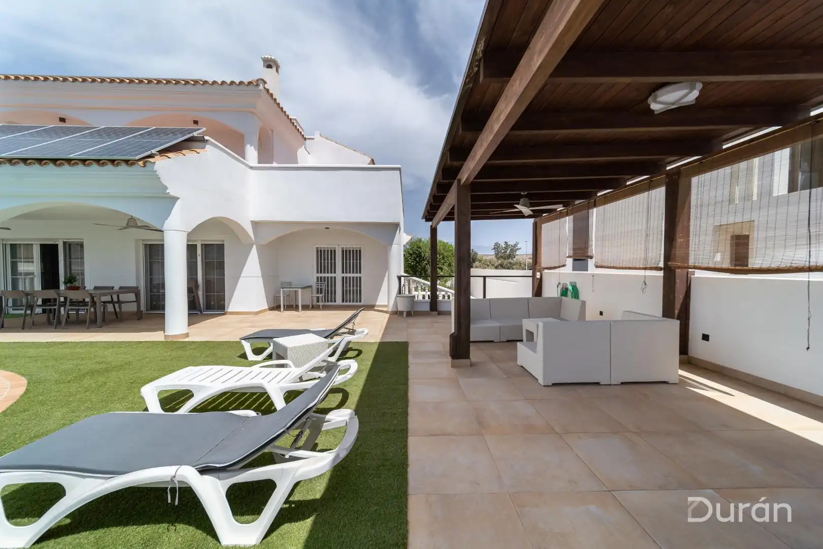 Terraza de Casa o chalet en venta en El Ejido con Aire acondicionado, Jardín privado y Terraza