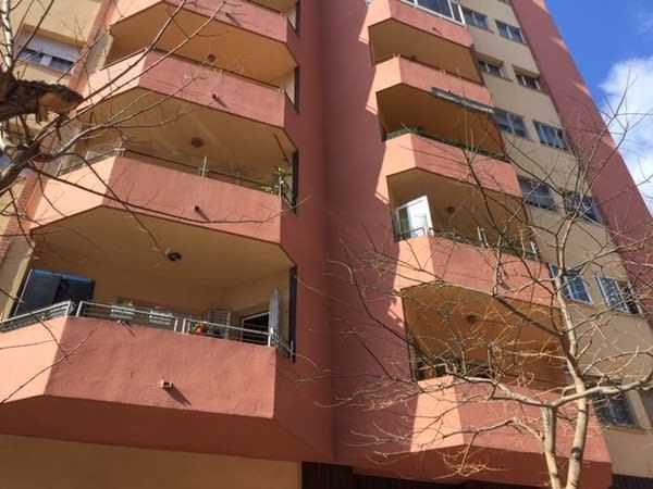Vista exterior de Pis en venda en Figueres