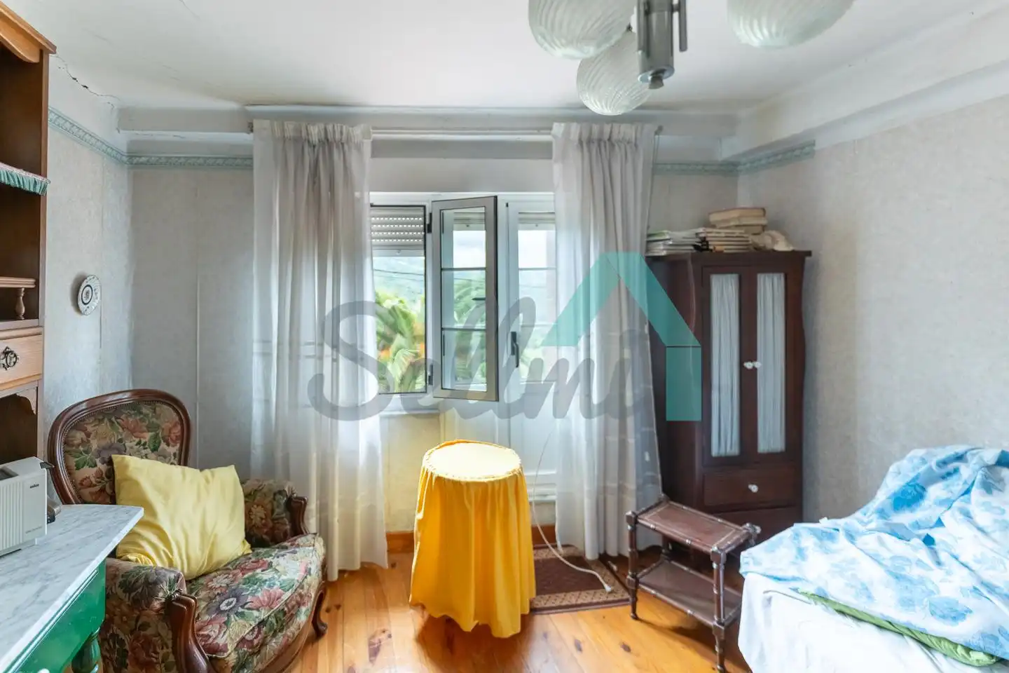 Dormitori de Casa adosada en venda en Langreo amb Calefacció, Jardí privat i Parquet
