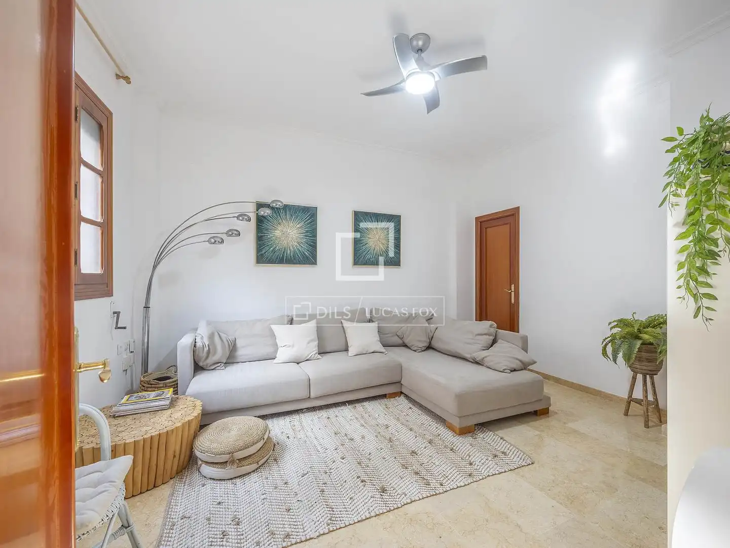 Sala d'estar de Casa o xalet en venda en Catarroja amb Aire condicionat, Calefacció i Terrassa