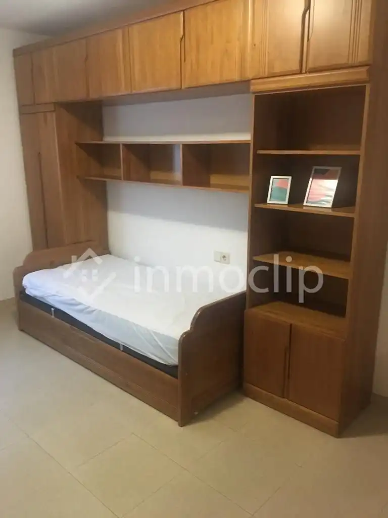 Dormitori de Estudi de lloguer en Salamanca Capital amb Calefacció