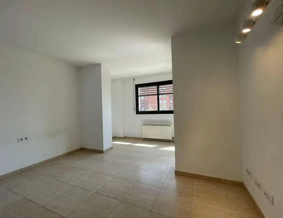 Schlafzimmer von Wohnung zur Miete in Igualada mit Heizung, Terrasse und Abstellraum
