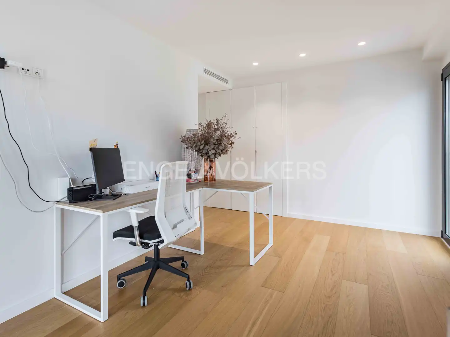 Attic for rent in Barcelona  with Air Conditioner, Heating and Parquet flooring