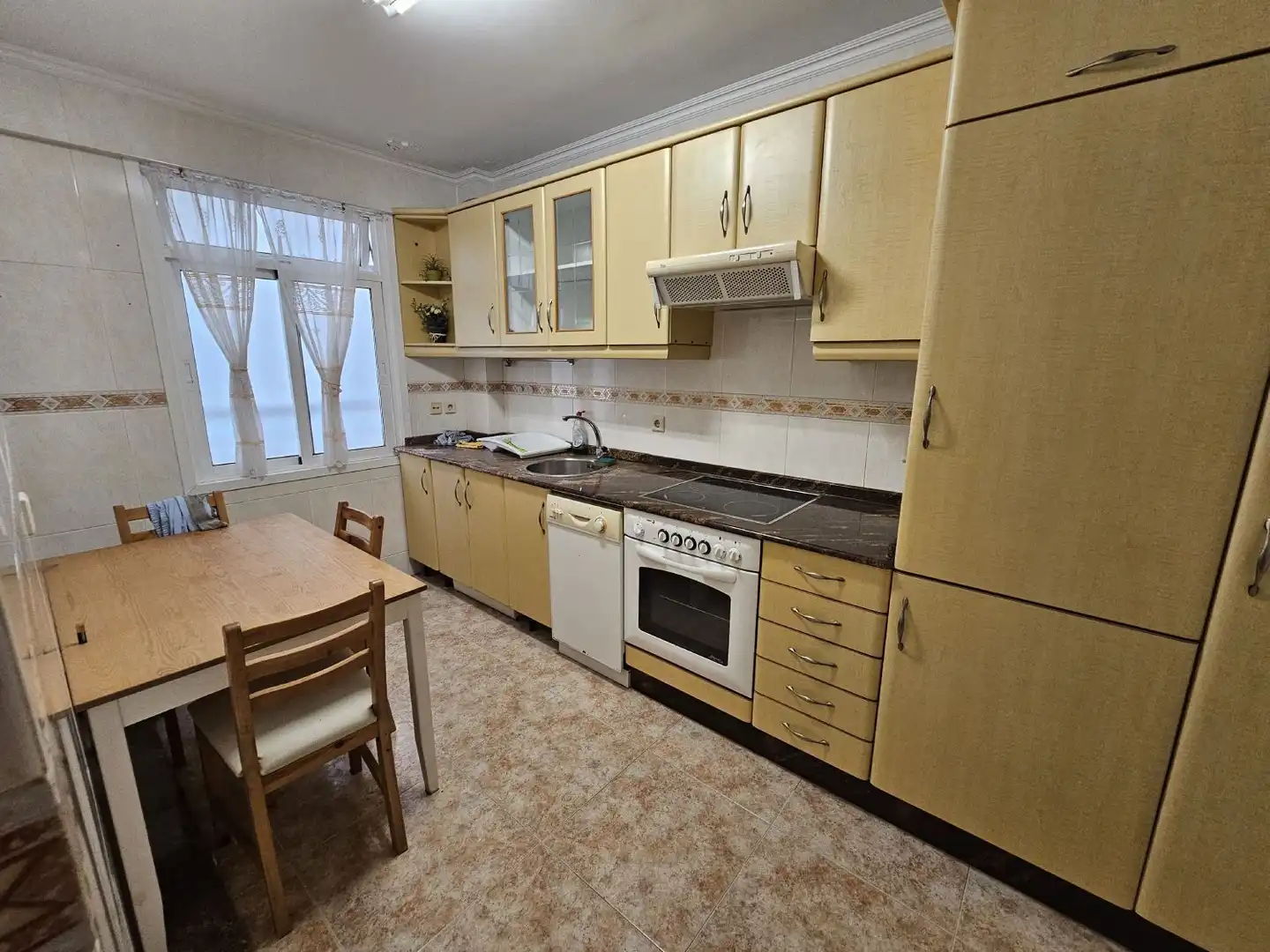Kitchen of Flat for rent in A Coruña Capital   with Heating and Furnished