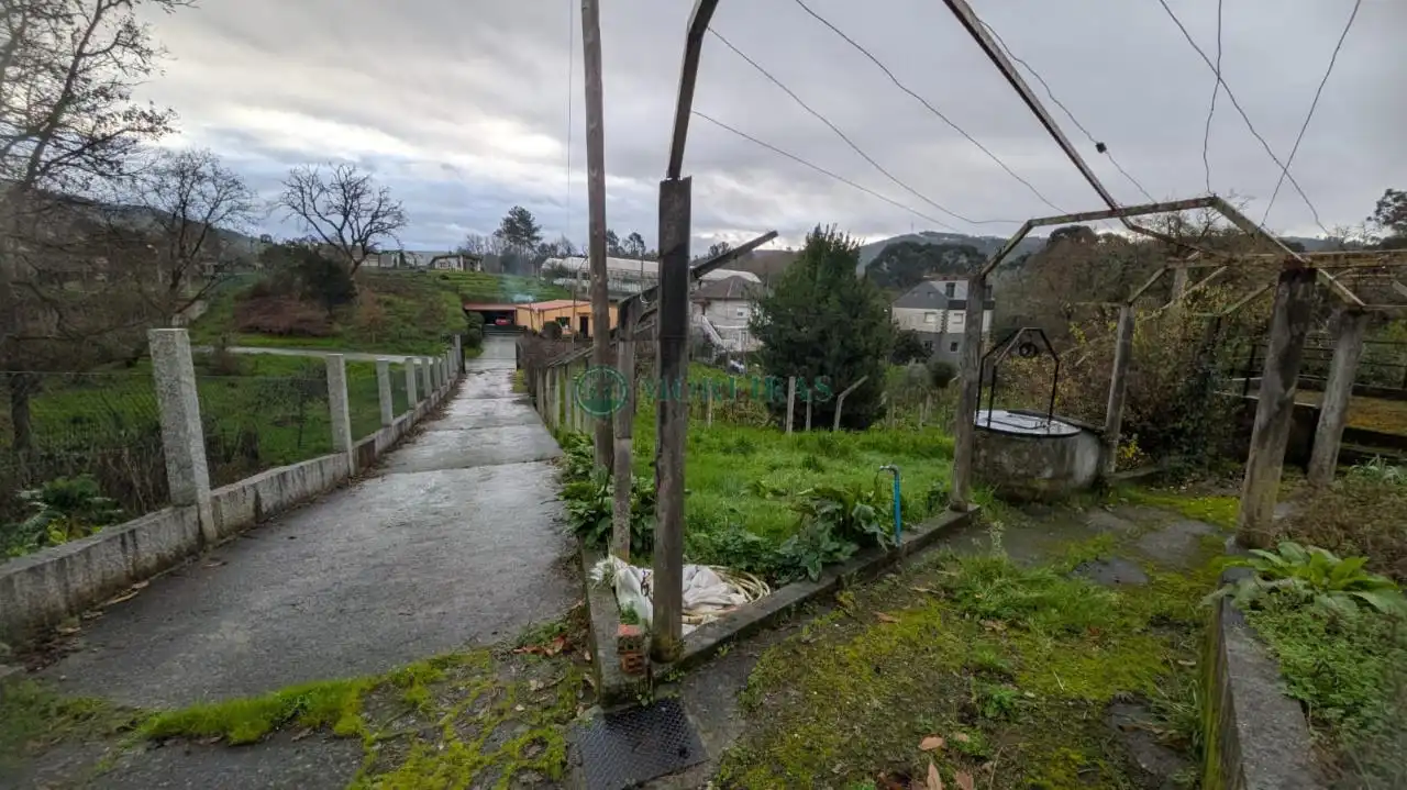 Houses for sale in Ourense Capital   with Heating, Private garden and Furnished