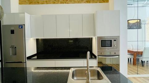 Foto 2 de Piso de alquiler en Calle de San Vicente, Mercado, Alicante / Alacant