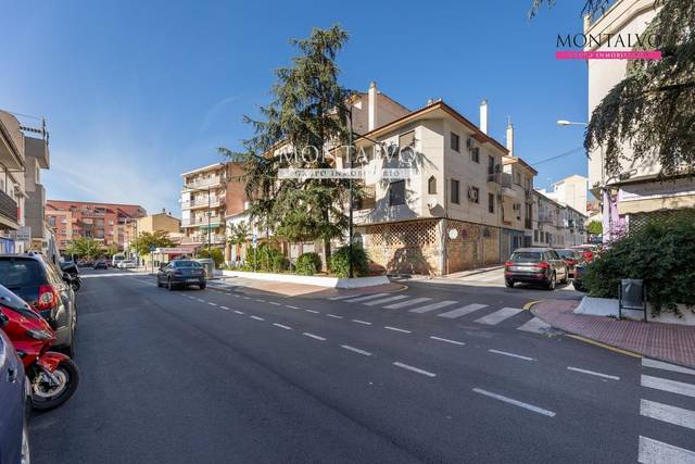 Local comercial en Venta en DE ANDALUCÍA, 83 en Atarfe